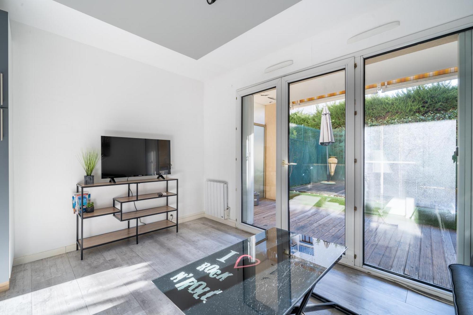 Charmant Studio Cagnes-sur-Mer Buitenkant foto